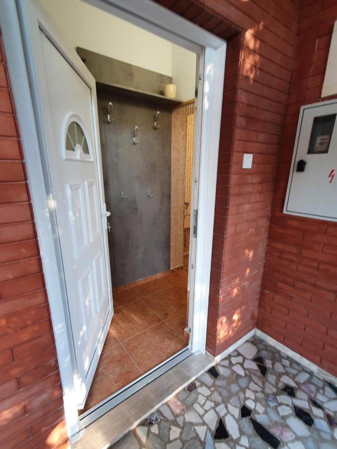 Zita - Heart Of Rovinj, Apartment For 2, Free Parking, 2Min Center, 5Min Beach Walk Ngoại thất bức ảnh