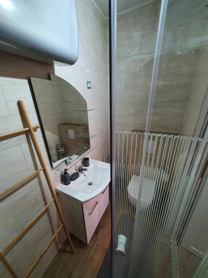 Zita - Heart Of Rovinj, Apartment For 2, Free Parking, 2Min Center, 5Min Beach Walk Ngoại thất bức ảnh