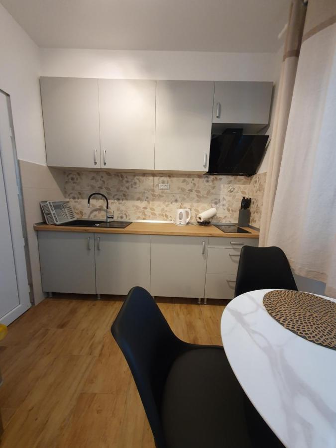 Zita - Heart Of Rovinj, Apartment For 2, Free Parking, 2Min Center, 5Min Beach Walk Ngoại thất bức ảnh