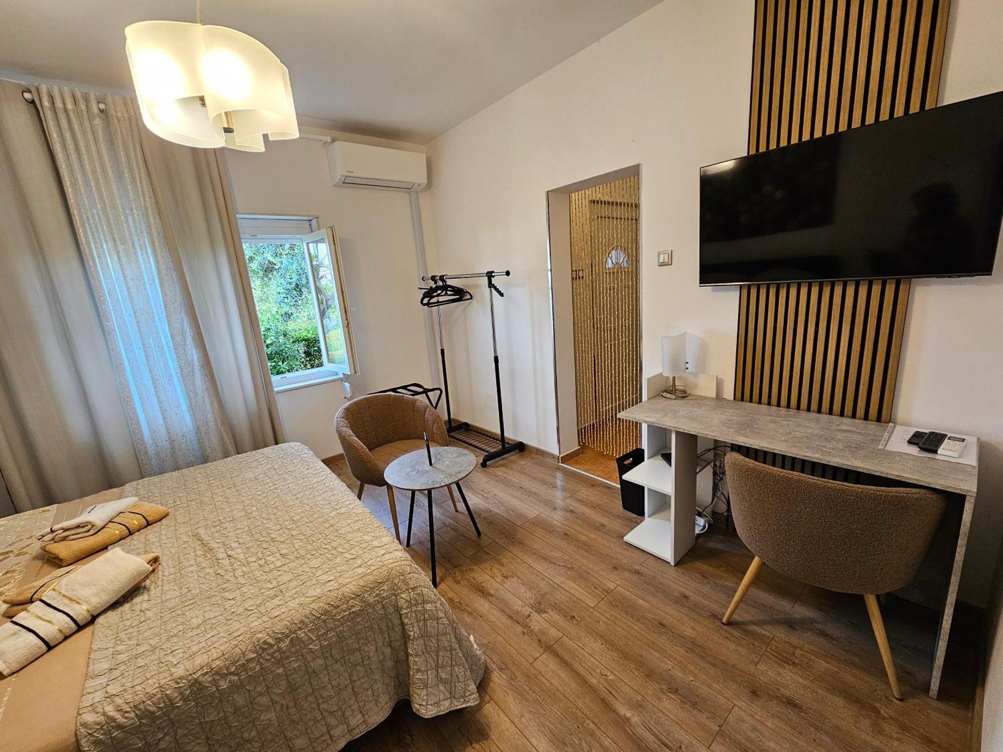 Zita - Heart Of Rovinj, Apartment For 2, Free Parking, 2Min Center, 5Min Beach Walk Ngoại thất bức ảnh