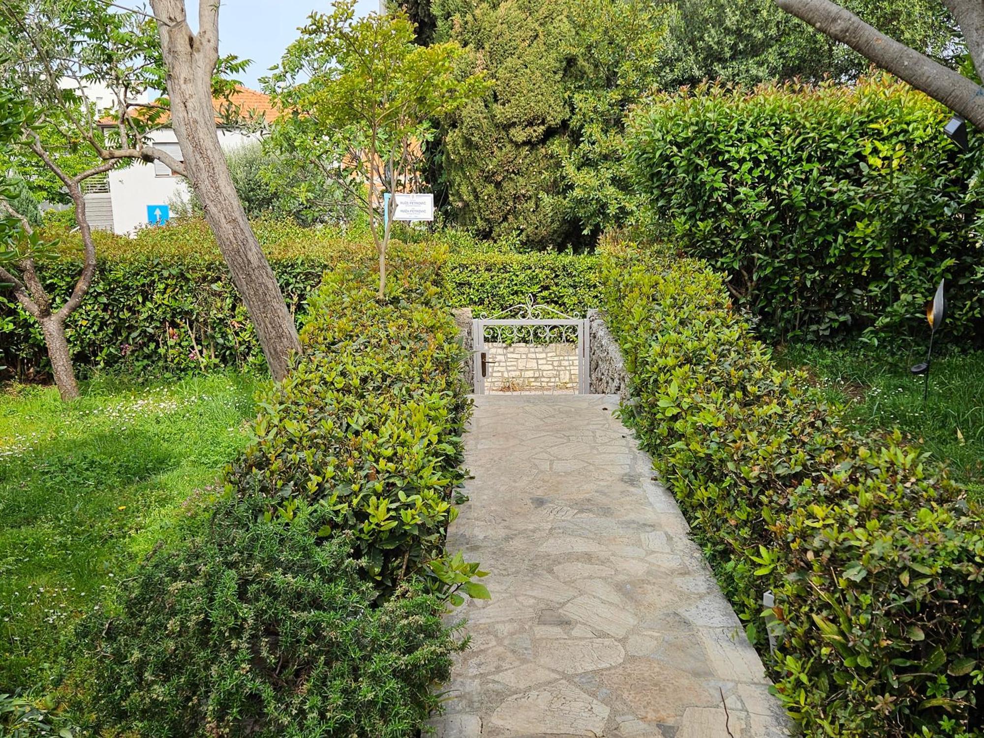 Zita - Heart Of Rovinj, Apartment For 2, Free Parking, 2Min Center, 5Min Beach Walk Ngoại thất bức ảnh